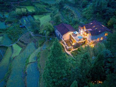 郭富城林家栋任贤齐组团“打劫” 爱奇艺出品、荒诞犯罪喜剧电影